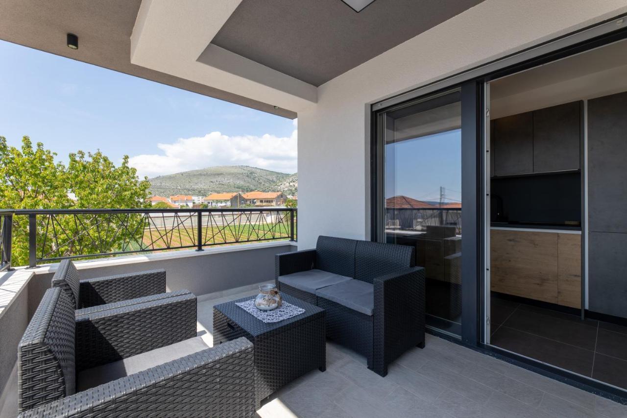 Apartments Maya & Tina Trogir Kültér fotó